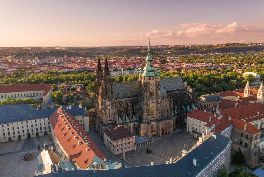 Prague Hradcany Castle, St Vitus Cathedral Tour with Tickets - 5-hour option: a longer walking day with easier access
