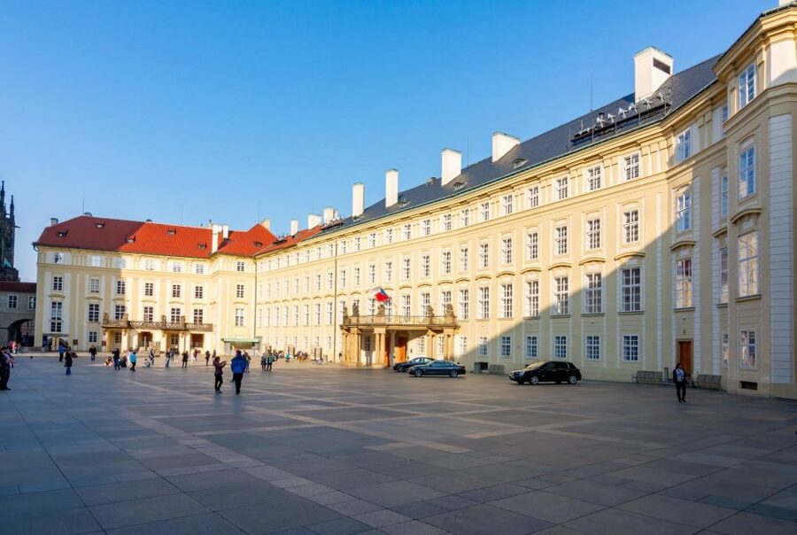 Prague Hradcany Castle, St Vitus Cathedral Tour with Tickets - Getting there: Masaryk statue meeting point and car transfers