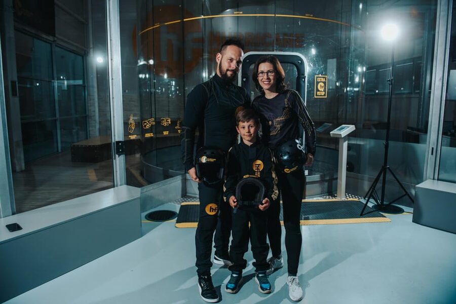 Prague: Hurricane Factory Indoor Skydiving Experience - Who This Fits: Ages 5+ Plus Real Safety Limits