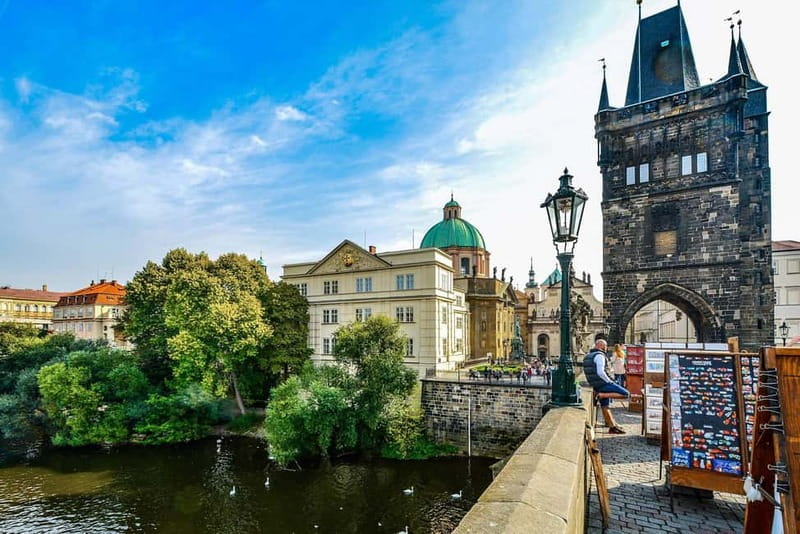 Prague: Iconic cafés early bird morning food tour. - Prašná brána to Jungmann Square: a morning route that stays central
