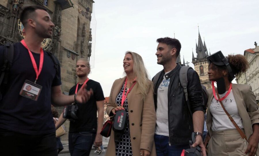 Prague: Immersive History Walking Tour and VR - Price and time value: why $33 can work on a tight schedule