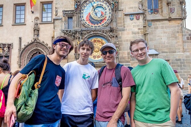 Prague Introduction Walking Tour - Meeting Points and the “Old Town to Vltava” route logic