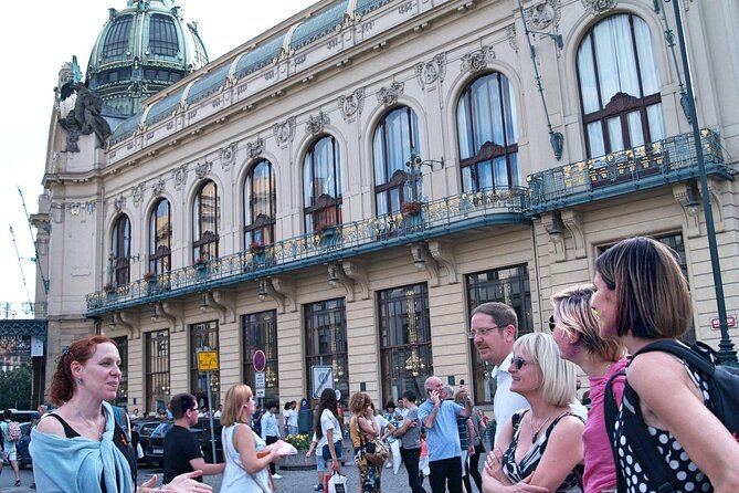 Prague Introduction Walking Tour - Modern Prague in 30 minutes: Metronome and the kinetic Kafka