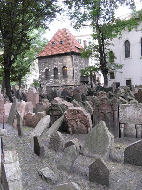Prague: Jewish Quarter and Museum Guided Tour - Walking the Jewish Quarter with context that actually sticks