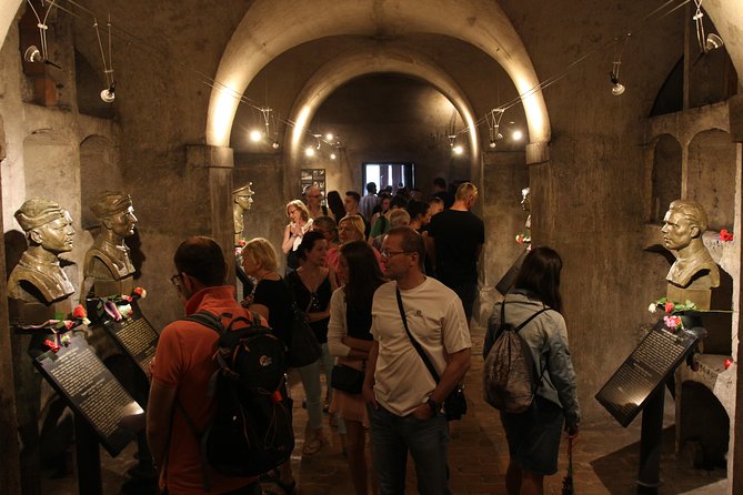 Prague Jewish Quarter and WW2 Private Tour - What you’re really paying for: a private guide plus useful reading