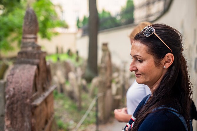 Prague Jewish Town Admission Ticket & Optional Audio Guide - Stop 1: Get Prague Guide meeting point and quick orientation