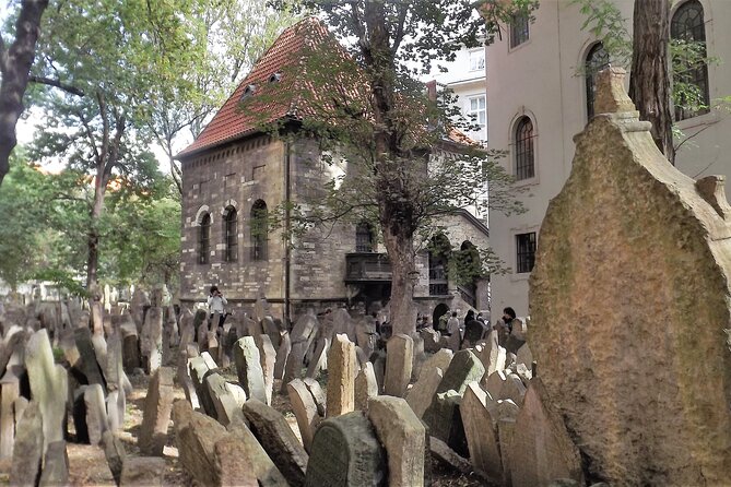 Prague Jewish Town Admission Ticket & Optional Audio Guide - Maisel Synagogue: the Bohemian Lands exhibit you can’t really rush