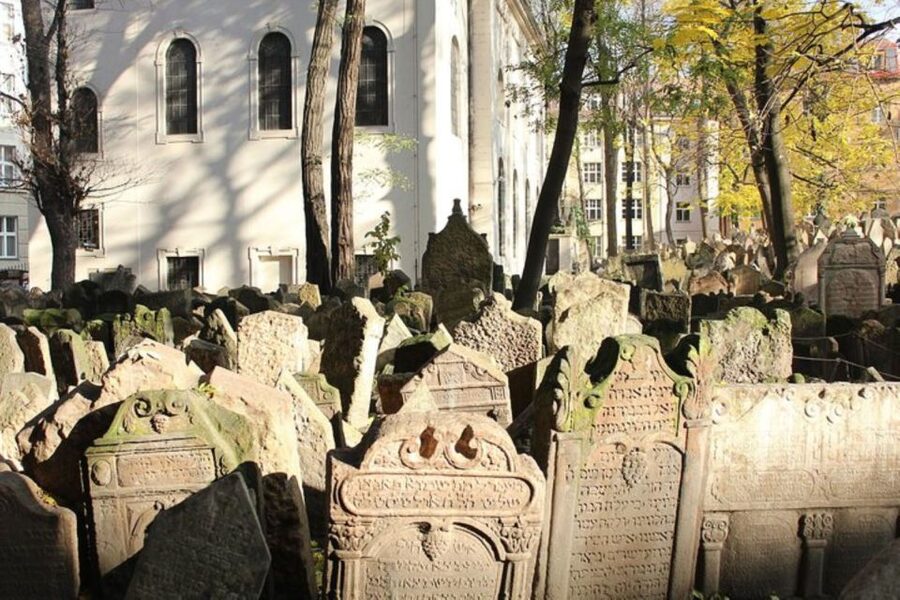 Prague: Jewish Town Guided Walking Tour - Who should book this tour (and who might prefer something else)