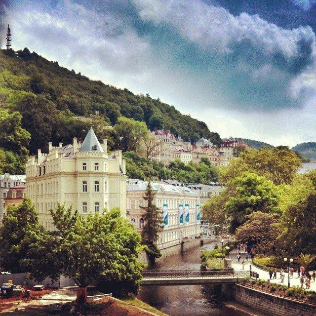 Prague: Karlovy Vary Day Trip with Watchtower and Funicular - Karlovy Vary in a Nutshell: Why This Spa Town Works from Prague