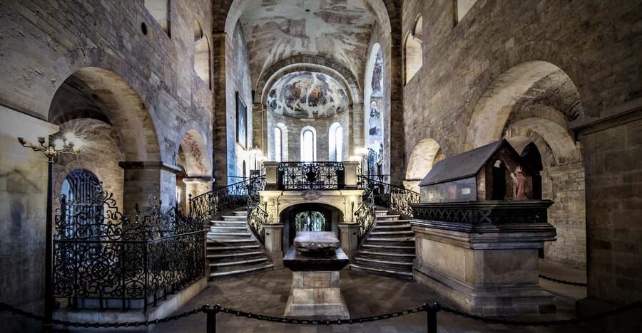 Prague: Klementinum Mirror Chapel Classical Music Concert - Seating tiers (VIP, Category A, Category B): choosing the best row