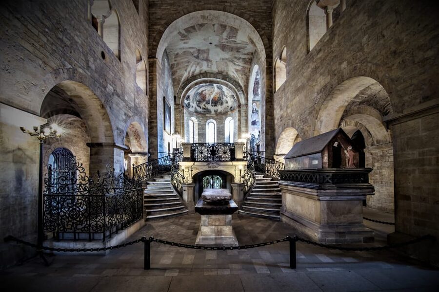 Prague: Klementinum Mirror Chapel Classical Music Concert - Getting there: the meeting point and quick arrival tips