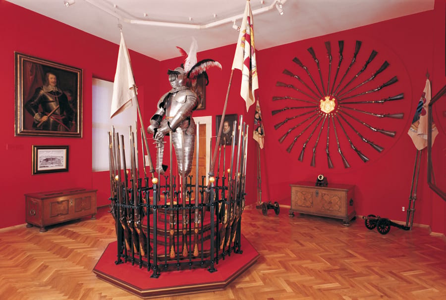 Prague: Lobkowicz Palace Ticket & Audio Guide - Audio guide reality: languages and how to use it well