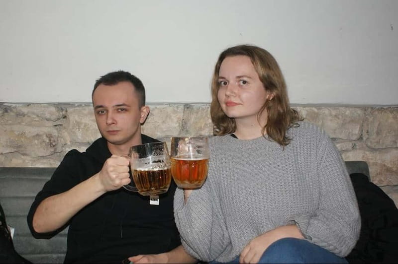 Prague: Local Neighborhoods and Pubs Walking Tour - Neighborhood routes: where you see Pragueers, not props