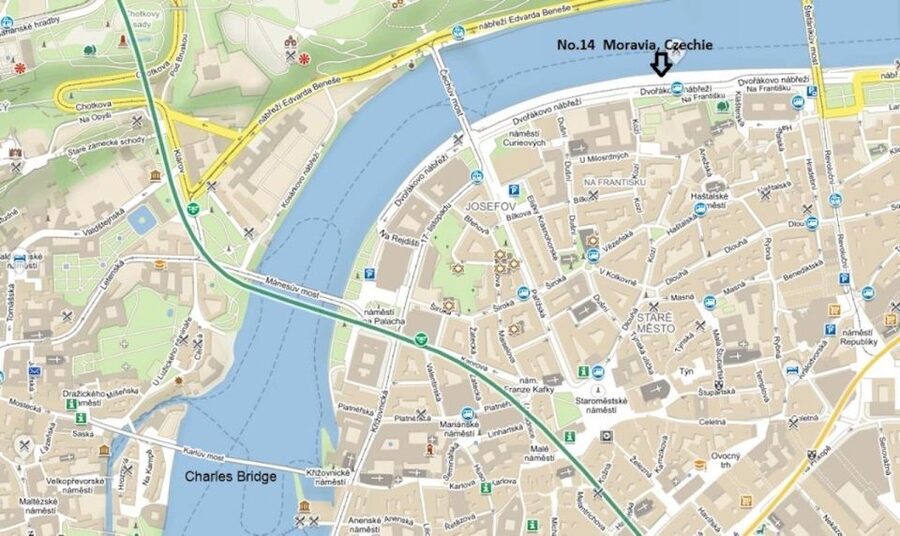 Prague: Lunch Cruise on Vltava River with open Buffet - Getting to Lodě Bevents and finding the pier fast