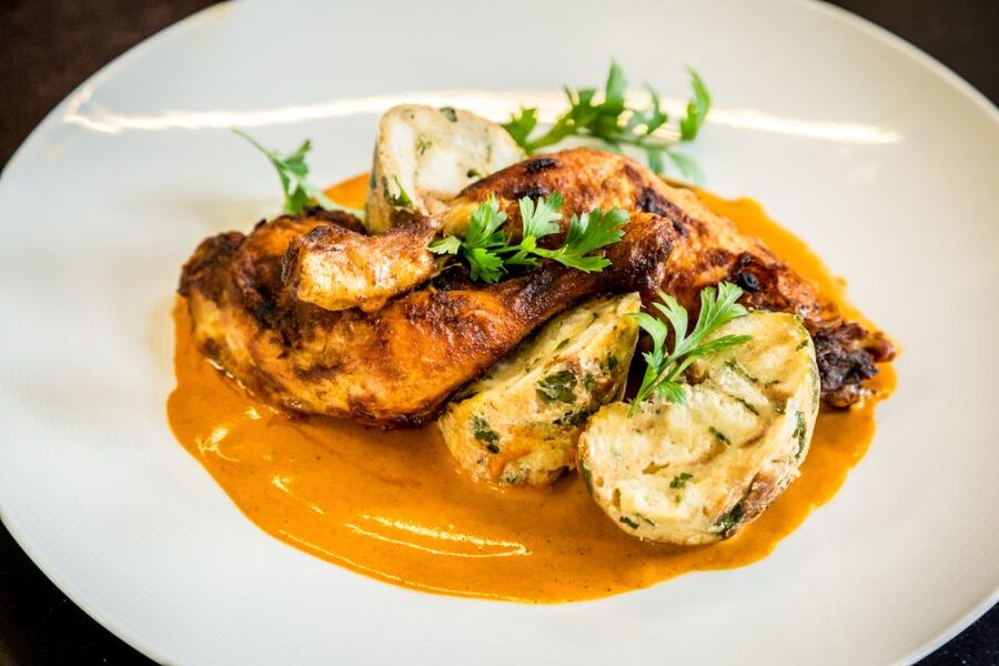 Prague: Market Tour and Traditional Czech Cooking Class - Who should book this Czech market and cooking class