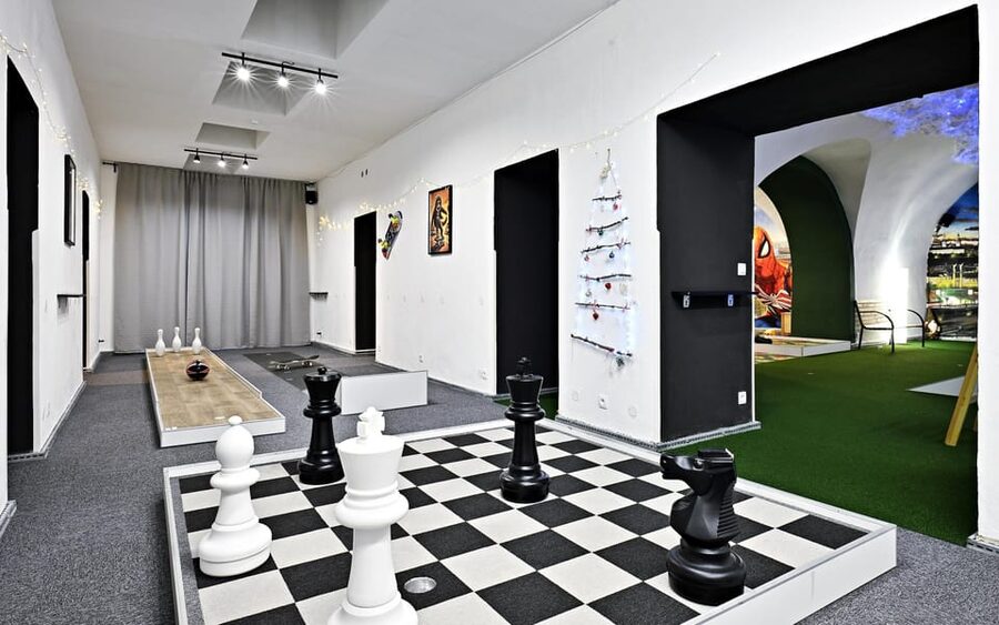 Prague: Mazemania Miniature Golf Experience - Mazemania in Prague: Why This Mini Golf Feels Different