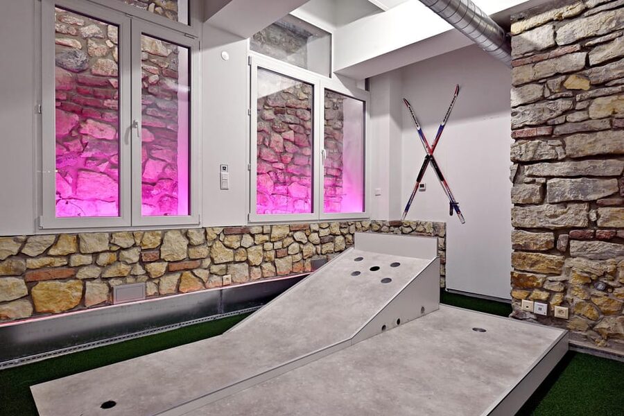 Prague: Mazemania Miniature Golf Experience - Who Mazemania Is Best For (And Who Might Want Something Else)