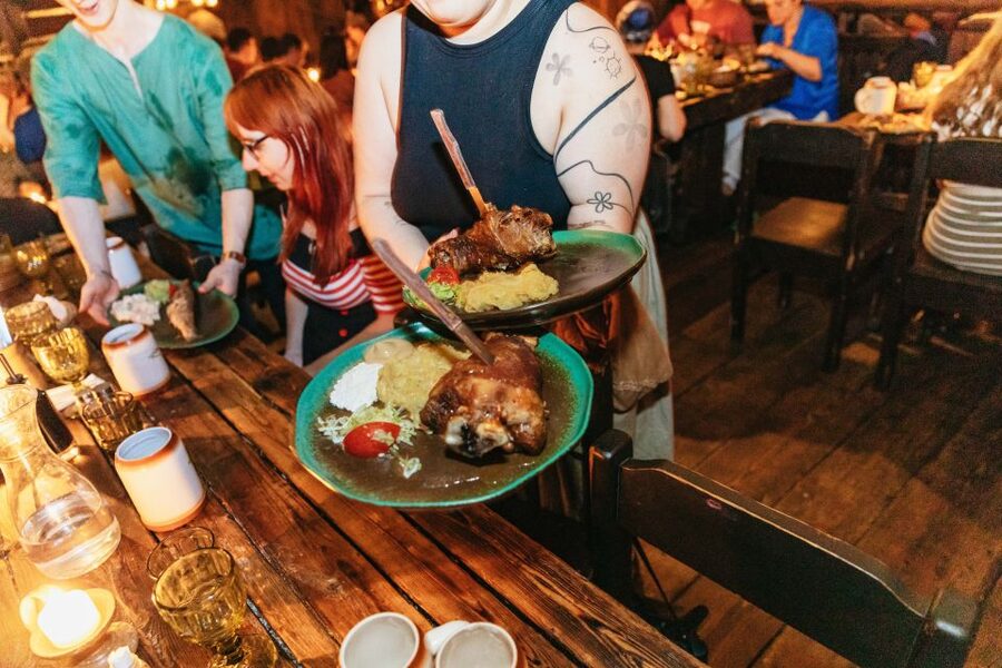 Prague: Medieval Dinner with Unlimited Drinks - Timing: how to pick the right slot for your Prague night