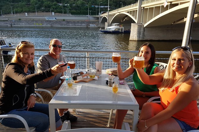 Prague Mini-Breweries Beer Tour with Czech Appetizers - Nove Město: Sightseeing Between Microbrews