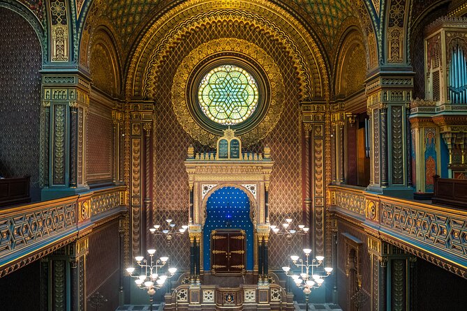 Prague Old Jewish Quarter and Spanish Synagogue Private Tour - Old-New Synagogue on Parizska Street: the 6-hour finish
