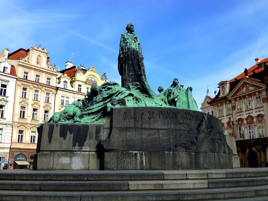 Prague: Old, New, and Jewish Towns Guided Walking Tour - Jewish Town stops: adding depth to the Czech story