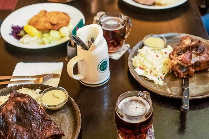 Prague Old Town And Beer Walking Tour Including Dinner - Guide quality and a practical reliability tip