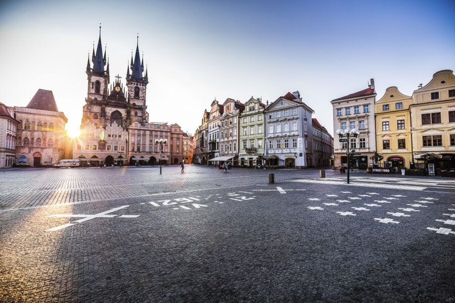 Prague: Old Town and Jewish Quarter 2-Hour Walking Tour - Price and value: is $29 worth it?