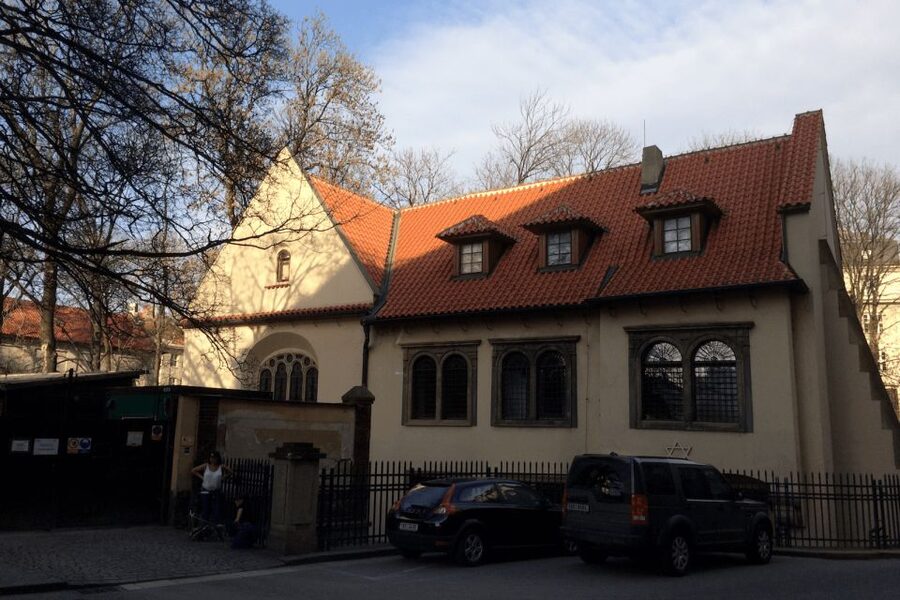 Prague: Old Town and Jewish Quarter Guided Tour in German - Clementinum and New Town Hall Exteriors: A Different Prague Perspective