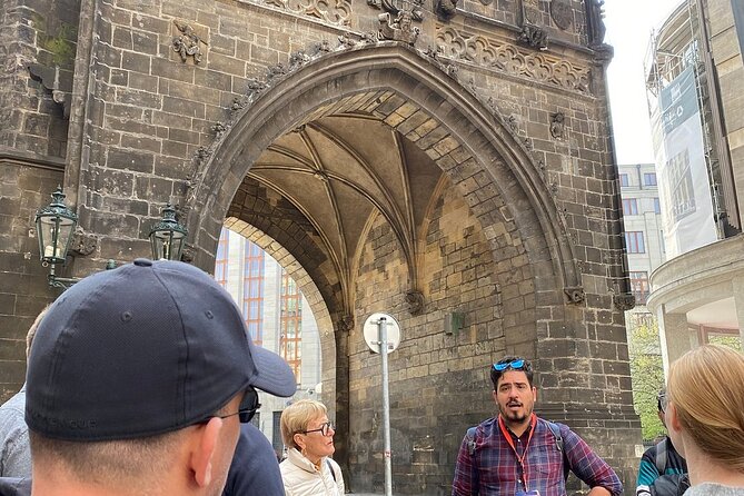 Prague: Old Town and Jewish Quarter Small-Group Tour - Prasná brána and Wenceslas Square: gates, power, and momentum