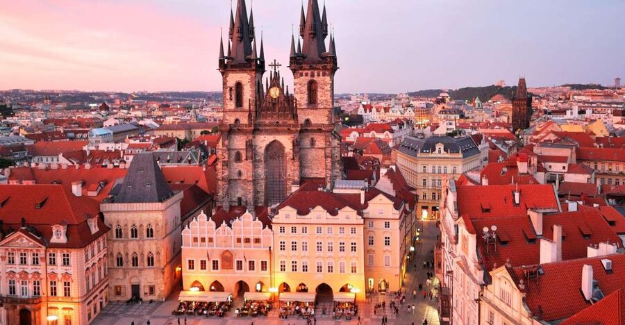 Prague: Old Town and Jewish Quarter Tour with Jewish Museum - Why this Old Town + Jewish Quarter combo makes sense