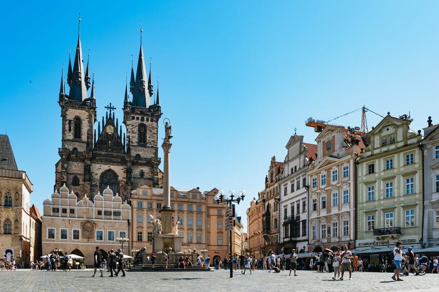 Prague: Old Town, Astronomical Clock and Underground Tour - Meeting at Mostecka 4 and finding the right start