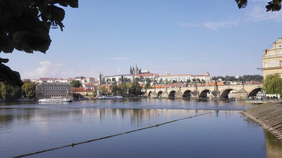 Prague: Old Town Guided Walking Tour and City Boat Ride - Old Town and New Town in 3 hours: why this combo works