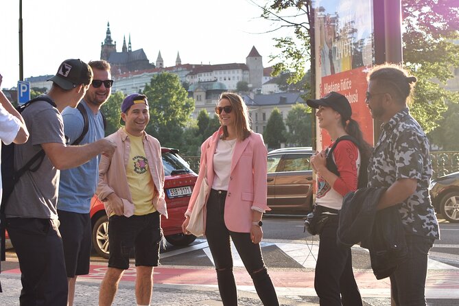Prague Old Town Highlights & Hidden Gems Tour with PragueWay - Old Town streets and courtyards: how to read the maze