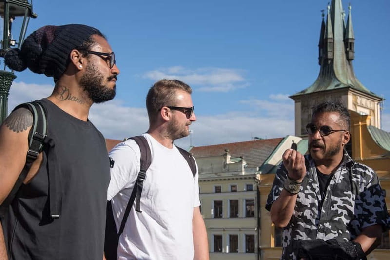Prague: Old Town, Prague Castle & River Cruise Day Tour - Should you book Prague Old Town, Prague Castle & River Cruise?