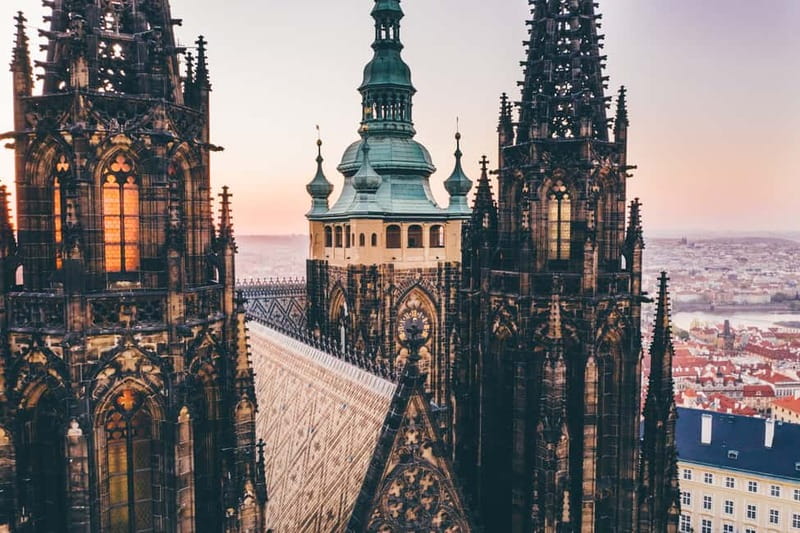 Prague: Old Town, Prague Castle & River Cruise Day Tour - Charles Bridge Museum and the break that keeps the day enjoyable