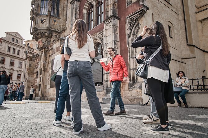 Prague Old Town, River Cruise and Prague Castle Sightseeing Tour Including Lunch - Prague in a Day: Why This Route Works