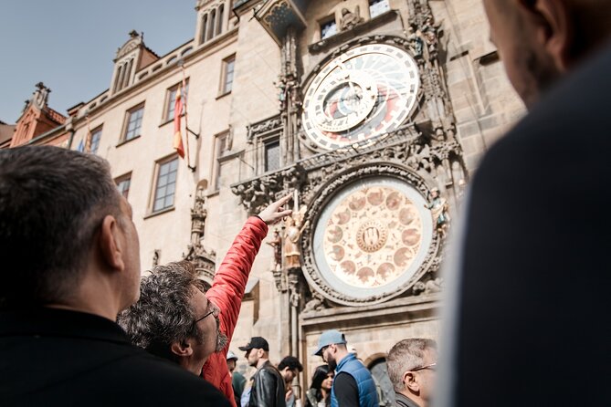 Prague Old Town, River Cruise and Prague Castle Sightseeing Tour Including Lunch - Lunch at Hostinec U Templáře: The Break That Saves the Day
