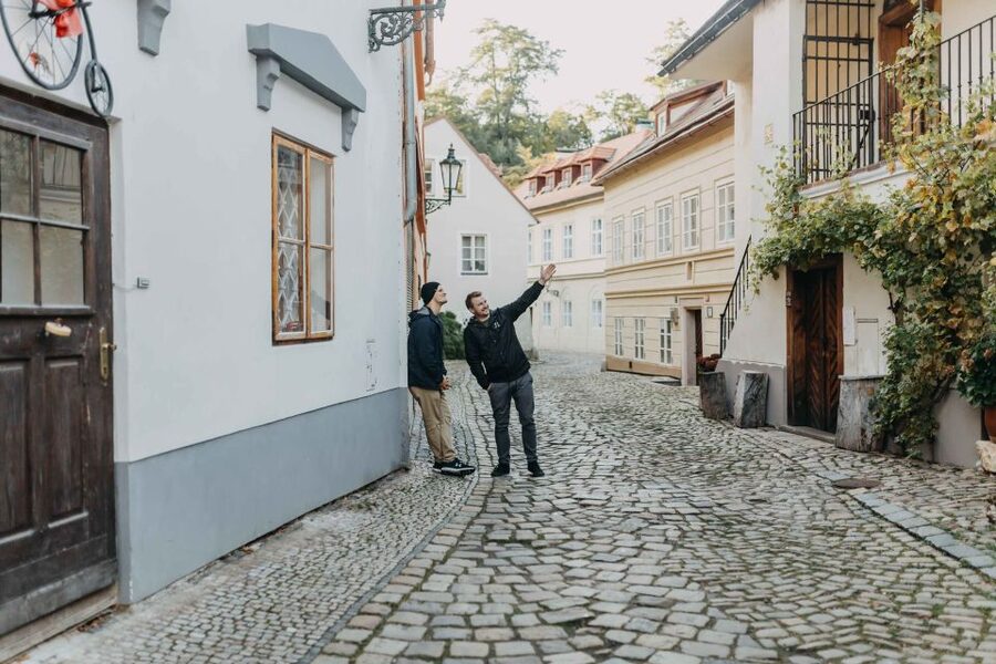 Prague: One Prague Tour with Local Food & Beer - Old Town Road: Old Town Square to Powder Tower without feeling trapped