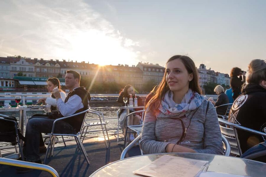 Prague: Panoramic Vltava River Cruise - Key things to plan around