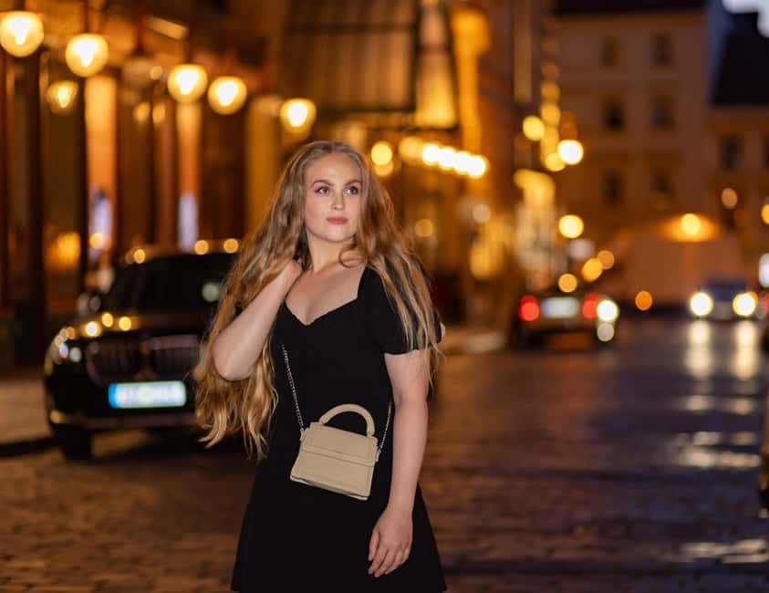 Prague: Photoshoot after Sunset - How the 30–45 Minute Photoshoot Actually Plays Out