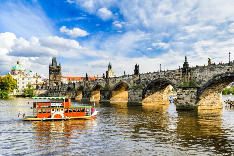 Prague: Prague Castle and Little Quarter Guided Walking Tour - Key points at a glance
