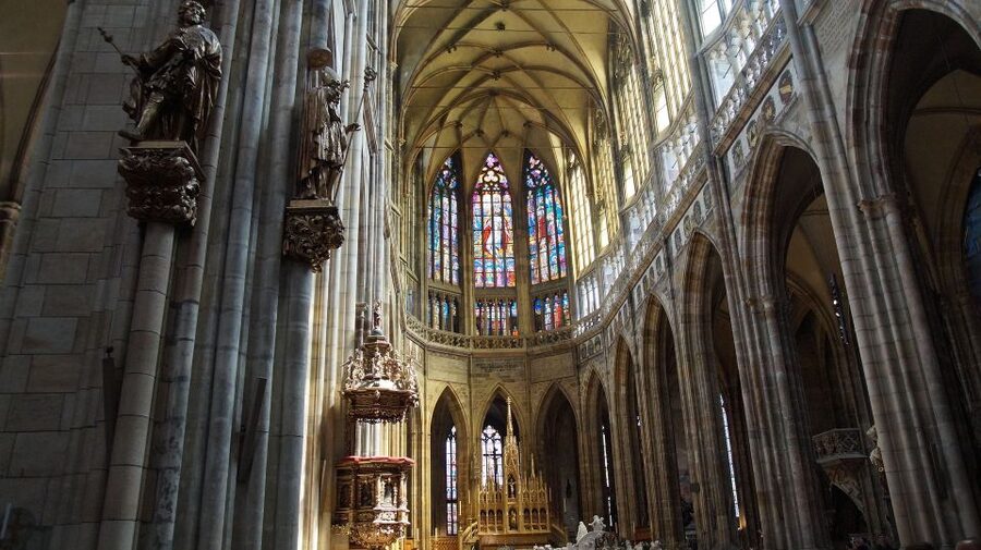 Prague: Prague Castle and Little Quarter Guided Walking Tour - Choosing Castle Interiors on the Spot (Without Losing Your Day)