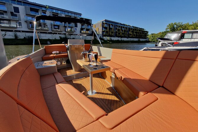 Prague Private Boat Tour - 2 Hours - Pickup to the boat: a smooth start in about 15 minutes of driving