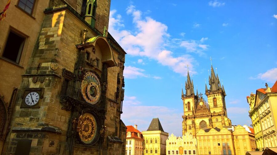 Prague: Private City Tour by Minivan - Old Town Square and the Jewish Quarter Drive-Through