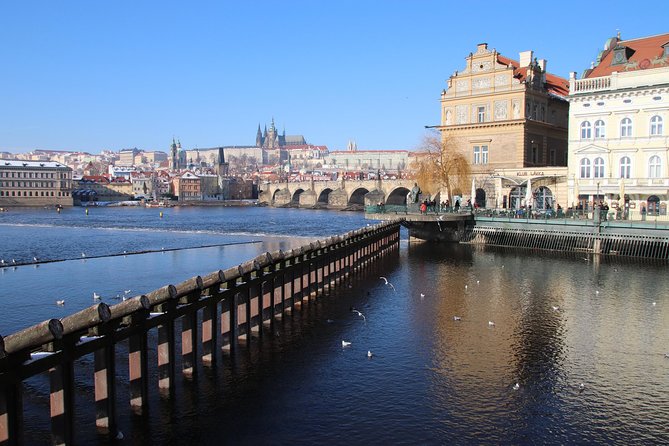 Prague Private Photo Tour for Photography Enthusiasts - Early morning alternative: swans at Park Cihelna and quieter Nový Svět