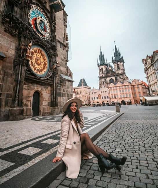 Prague: Private Professional Photoshoot with Edited Photos - How Elvin Novruzov Works: Comfort, Control, and Crowds