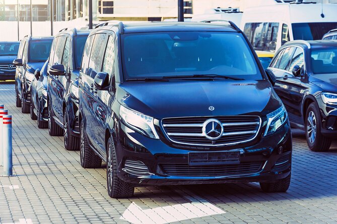 Prague Private Transfer to / from Prague Airport - Meeting at Václav Havel Airport: Quick Find, Real Help With Bags