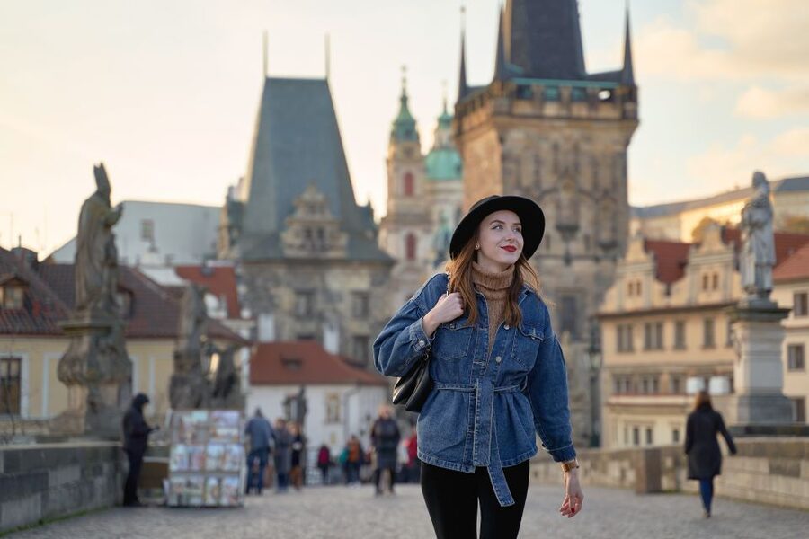 Prague: Professional Photoshoot at Charles Bridge - Getting Your Best Angles on Charles Bridge