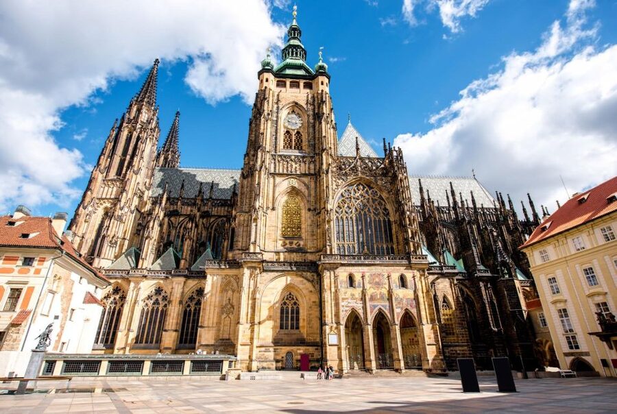 Prague Royal Castle, St Vitus, Golden Lane Tour with Tickets - The 4-hour option: St. Nicholas Church in Lesser Town