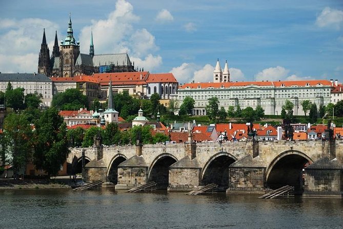 Prague's charming old places tour in Russian language - Vltava River Route: Oldest Rotunda, Charles Bridge Views, and a Natural Pace